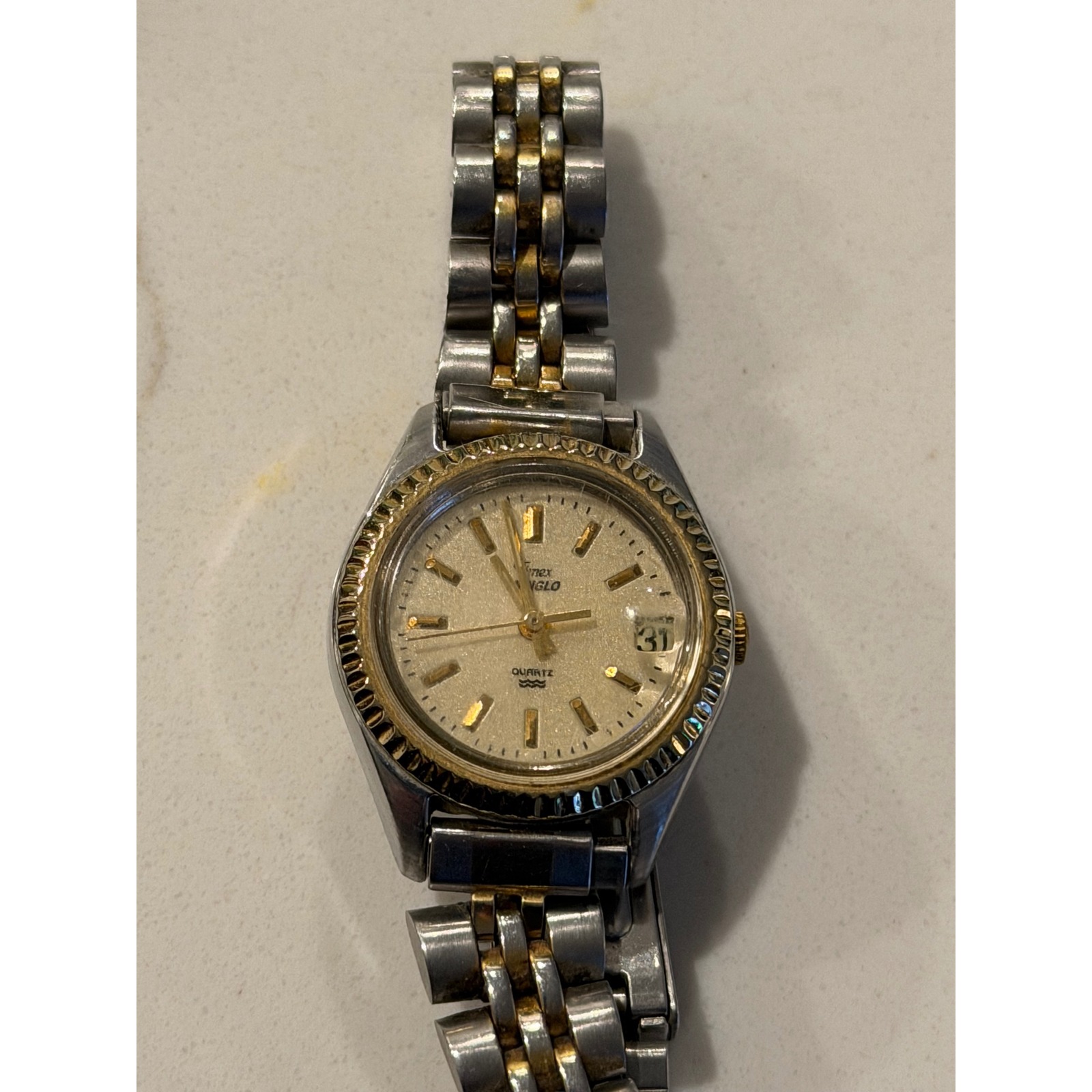 Timex Indiglo Quartz Watch Two Tone Silver Gold Date Fluted Bezel